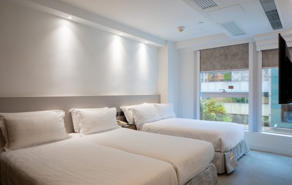 Deluxe Family Room (Accommodate up to 4 adults)